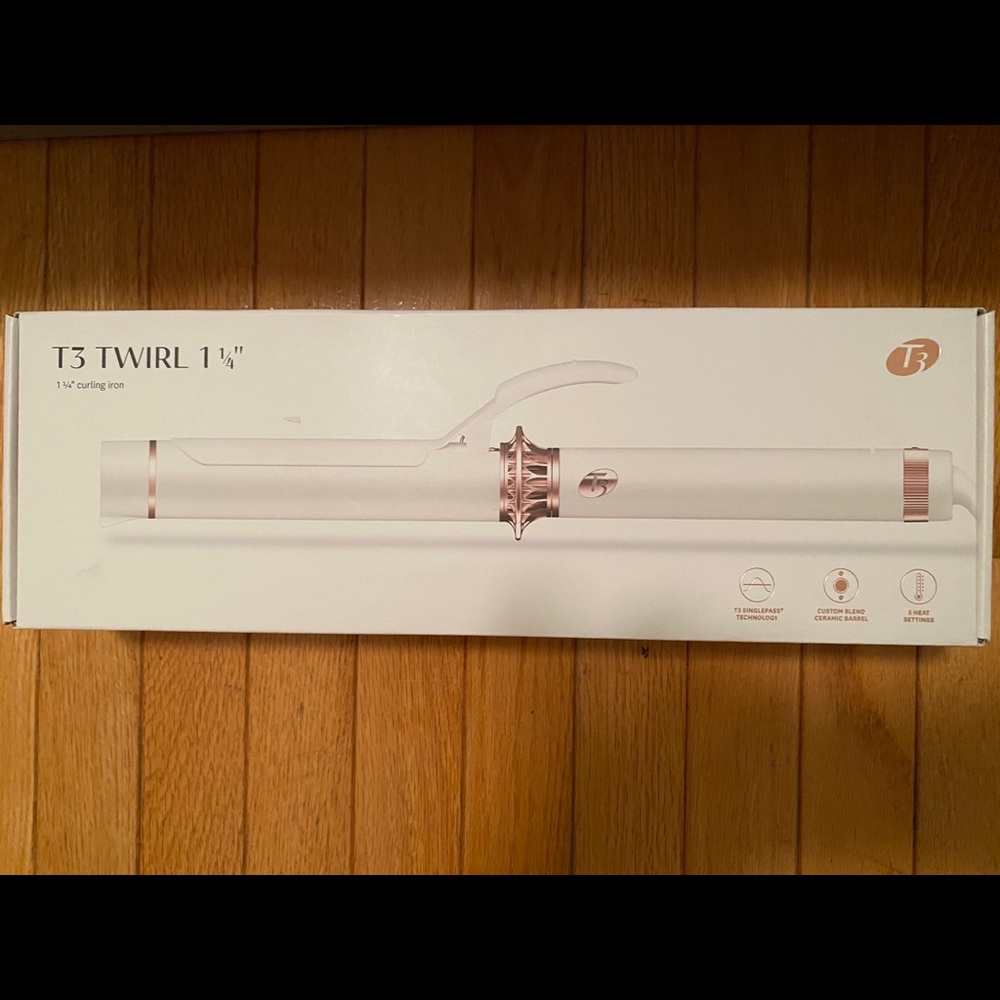 T3 1 1/4 curling iron